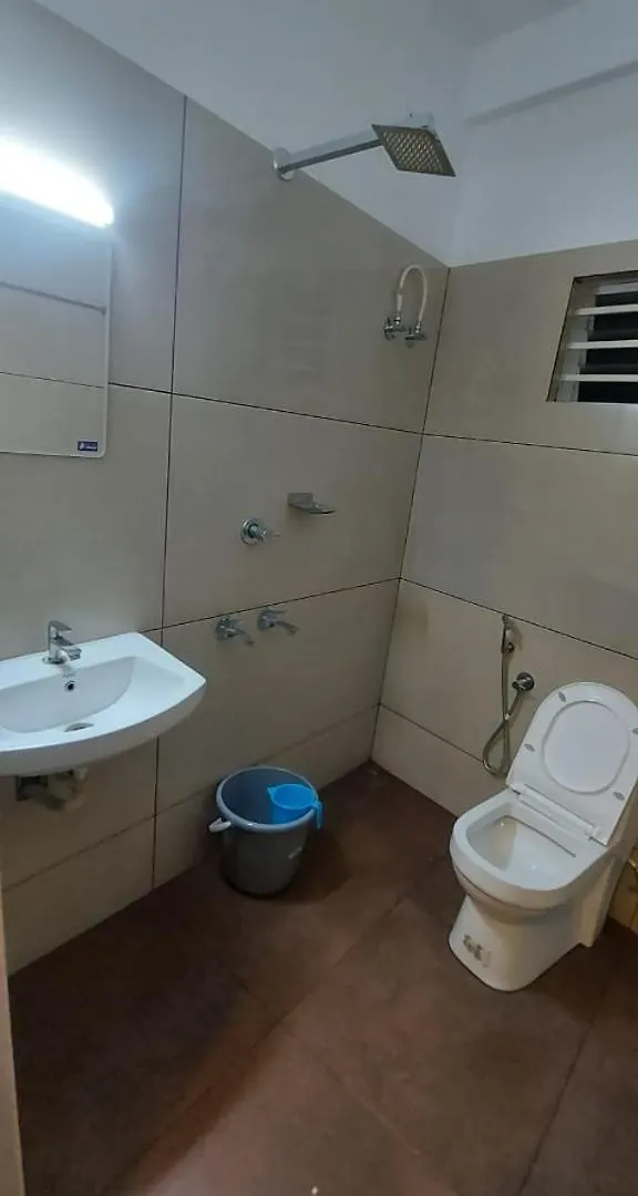 Отель Sms Suites Коччи